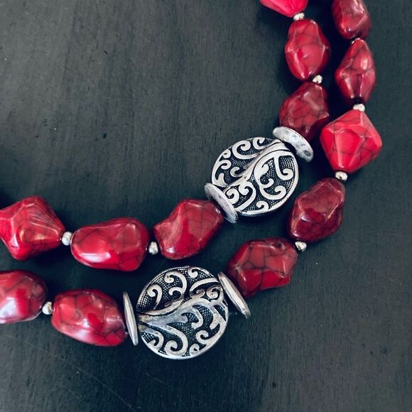 Premier Designs Red Coral Stone Silver Swirl Beaded Necklace - Picture 3 of 5